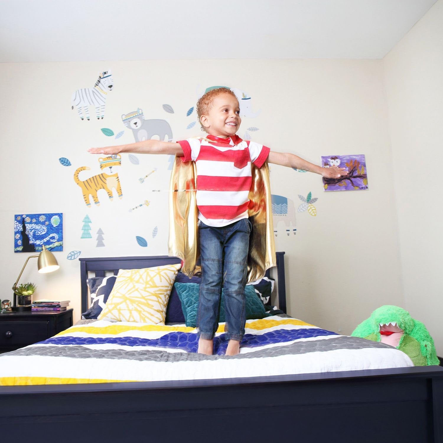 Max & Lily Full Bed, Wood Bed Frame with Headboard for Kids with Trundle, Slatted, Blue
